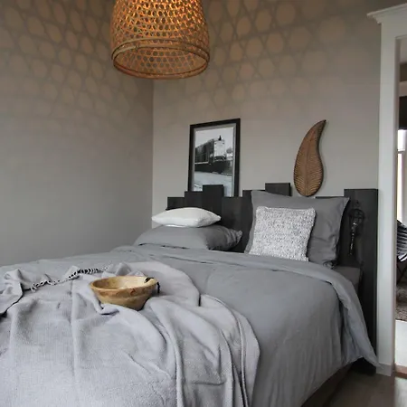 Het Spoorhuis Alojamento de Acomodação e Pequeno-almoço 4*