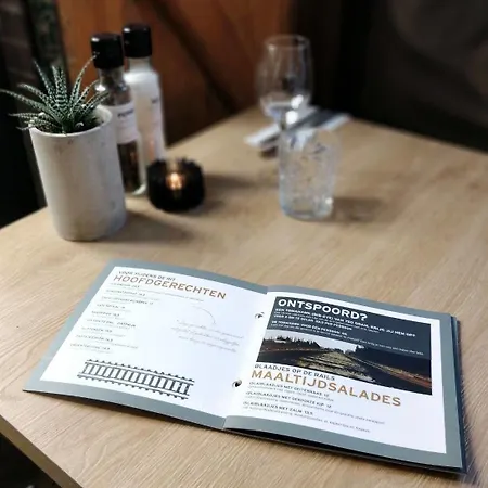 Het Spoorhuis Couette-café