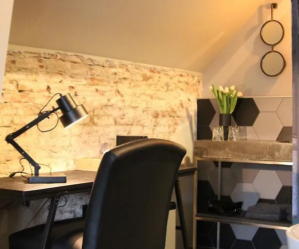 Bed & Breakfast Het Spoorhuis 4*