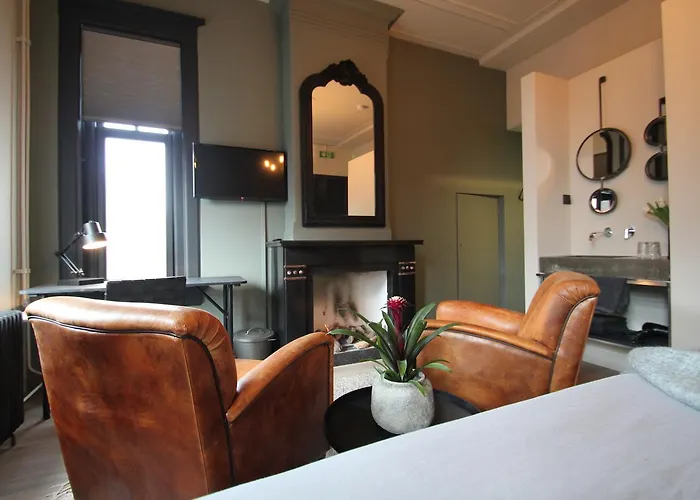 Bed & Breakfast Het Spoorhuis 4*