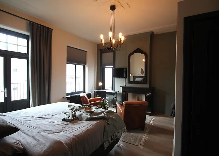 Bed & Breakfast Het Spoorhuis 4*